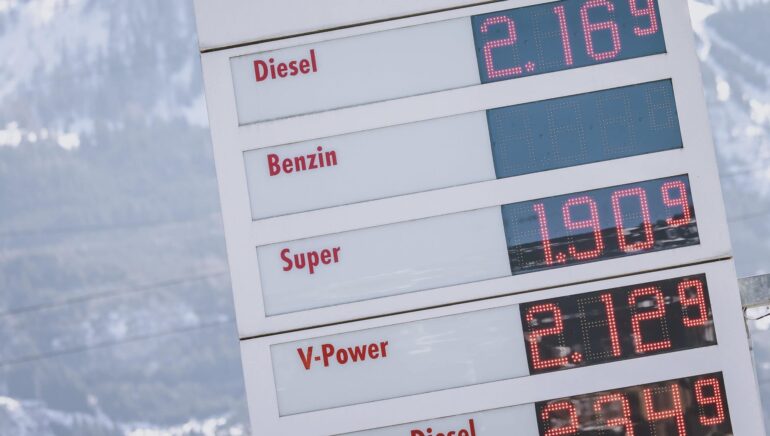 Ölpreise-Höhenflug:  Wird der Ausstieg aus fossilen Brennstoffen beschleunigt?